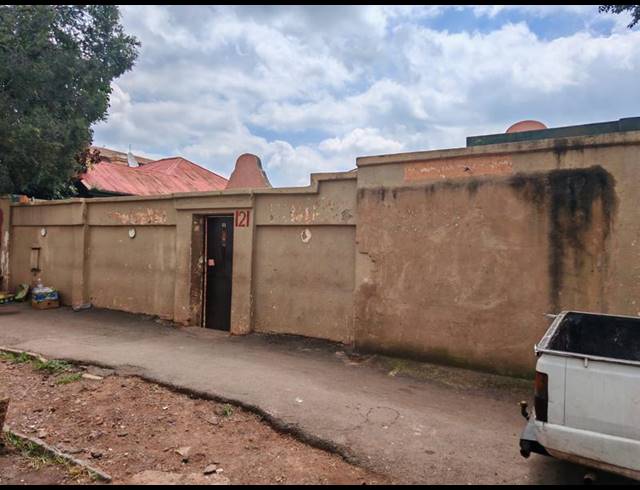 16 BEDROOM HOUSE FOR SALE IN BELLEVUE EAST